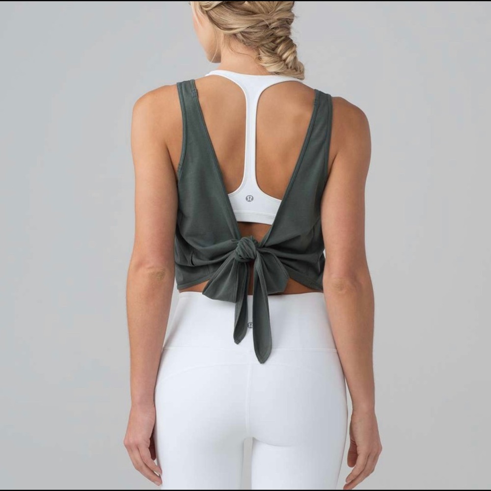 Lululemon open back tie crop size 4